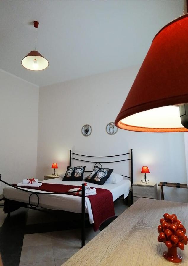 B & B Jasmine Санта Тереза ди Рива Екстериор снимка