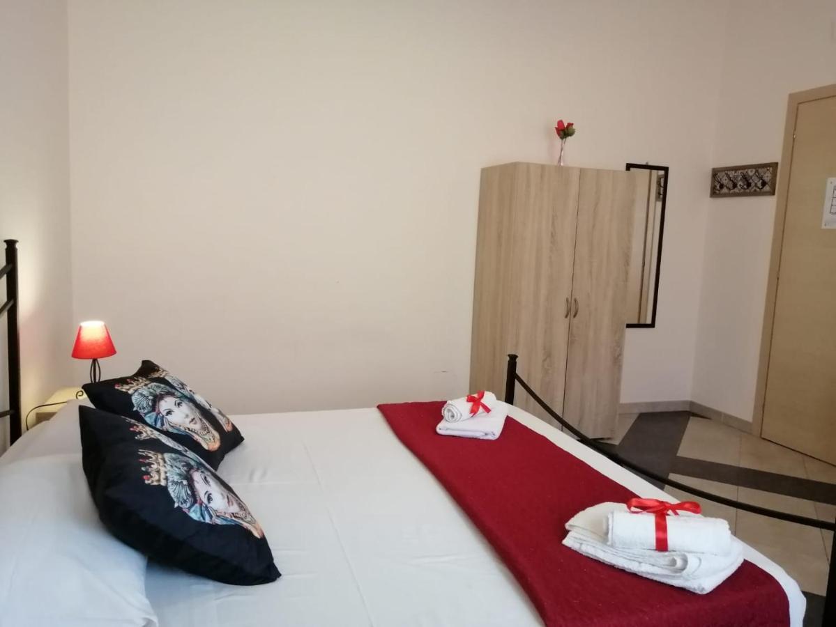 B & B Jasmine Санта Тереза ди Рива Екстериор снимка