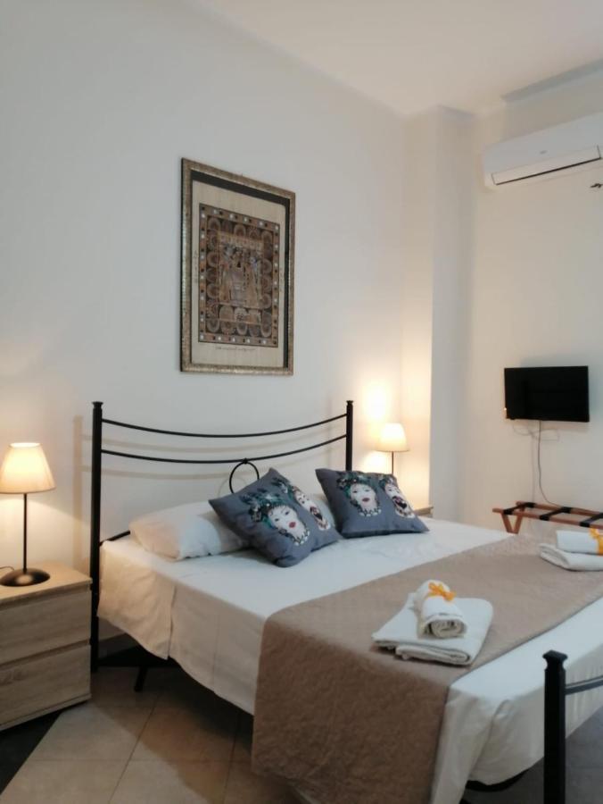 B & B Jasmine Санта Тереза ди Рива Екстериор снимка