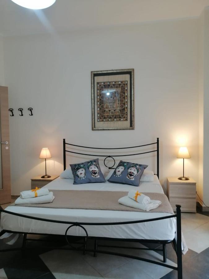 B & B Jasmine Санта Тереза ди Рива Екстериор снимка