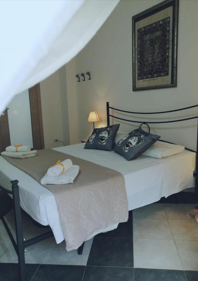 B & B Jasmine Санта Тереза ди Рива Екстериор снимка