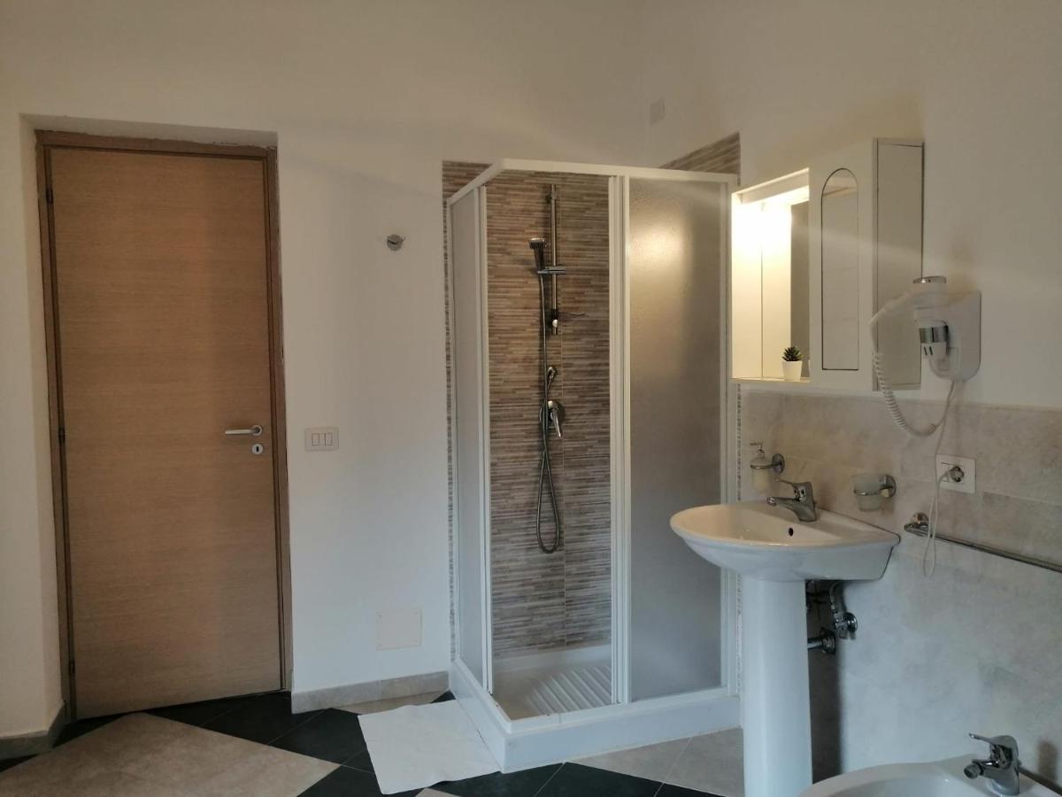 B & B Jasmine Санта Тереза ди Рива Екстериор снимка
